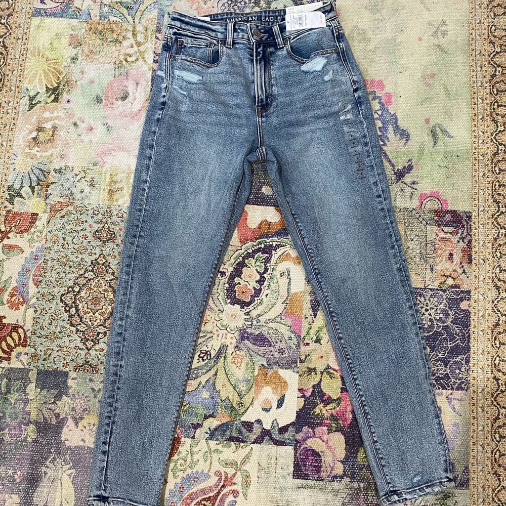 American eagle mom jean